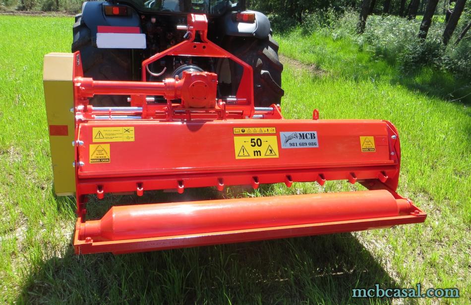 trituradora de ramas y hierba