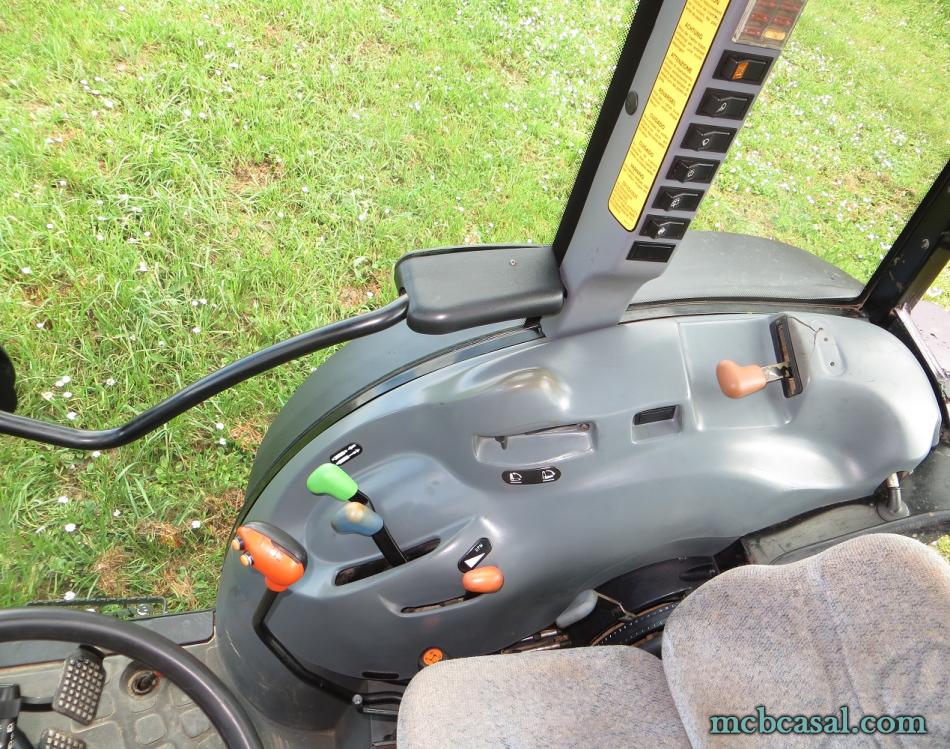 New Holland TN85FA 13