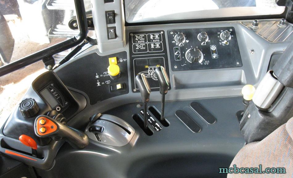 New Holland TM 150 11 New Holland TM 150 11
