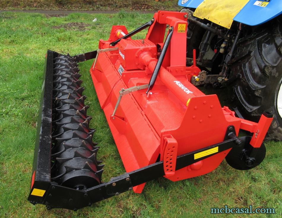 Fresadora Agrator AM 3100 C4 6 Fresadora Agrator AM 3100 C4 6