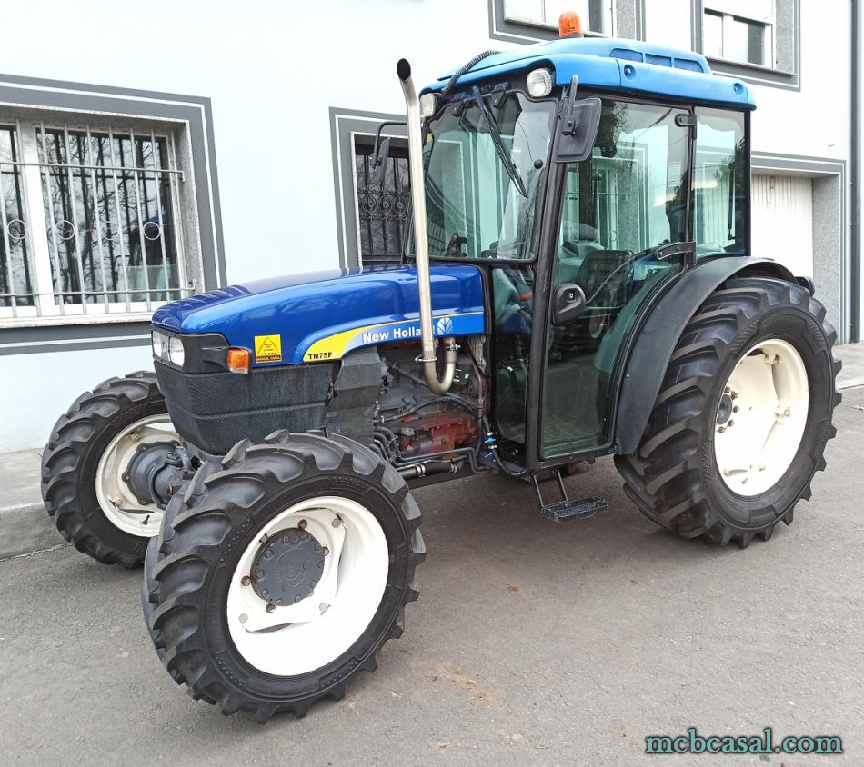New Holland TN75F 8 New Holland TN75F 8