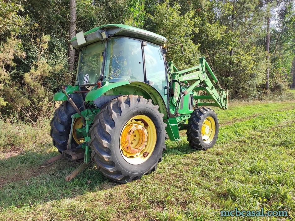 John Deere 5820 F 2 John Deere 5820 F 2