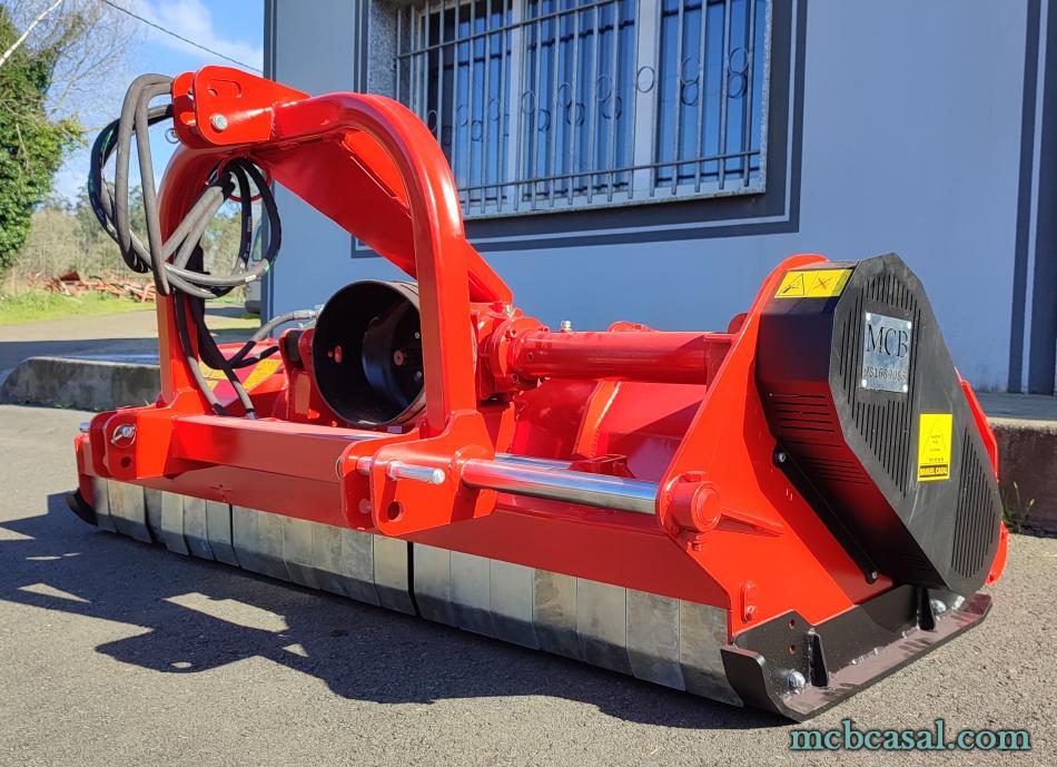 Trituradoras con puerta trasera hidráulica 8 Trituradoras con puerta trasera hidráulica 8