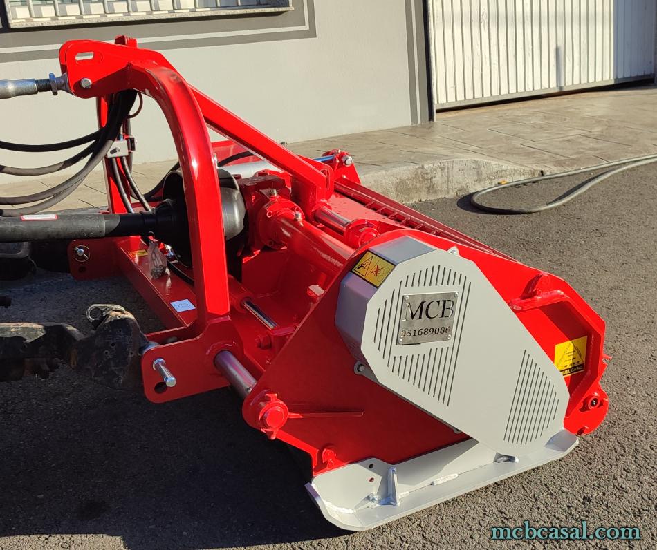 Trituradoras con puerta trasera hidráulica 5