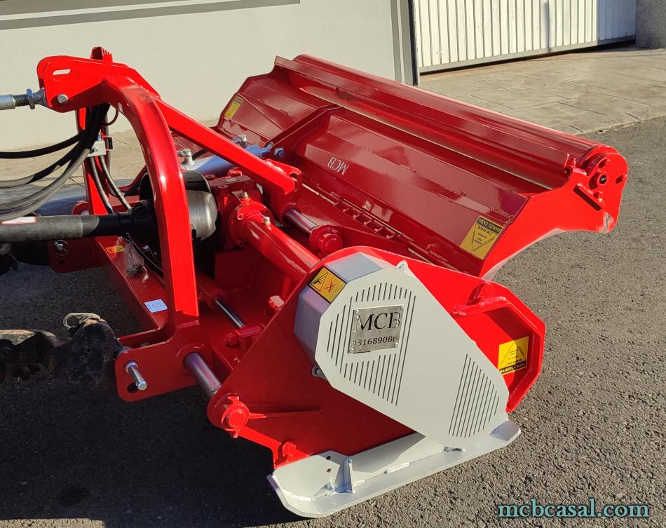 Trituradoras con puerta trasera hidráulica 9